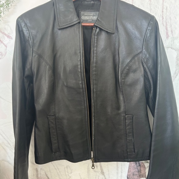 Leather jacket - Picture 2 of 9